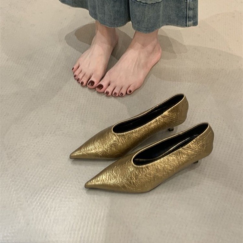 2025 가을 신상 출퇴근용 플랫힐 얕은 입구 뾰족코  - Embroidery Flat Shoes 리뷰 및 가격