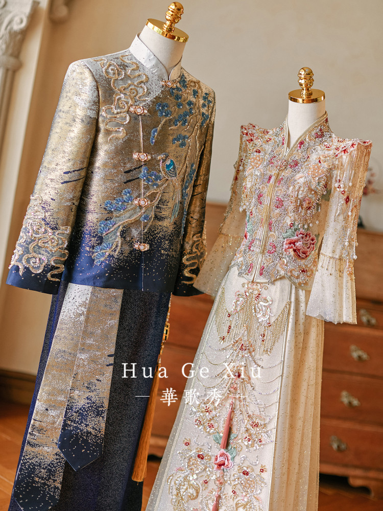 동양풍 전통 커플 웨딩 의상, 화려한 꽃 자수와 비즈  - Embroidery Set 리뷰 및 가격