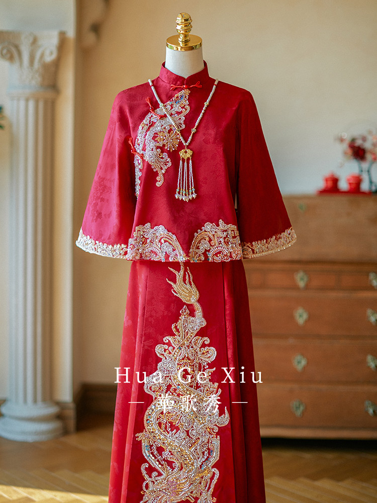 붉은색 중국 전통 스타일의 쉬허 웨딩드레스, 화려한 라 - Embroidery Red 리뷰 및 가격