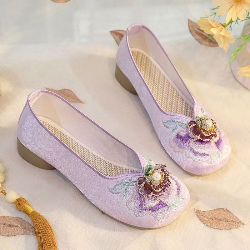 여성 낮은 굽 자수 천 신발 봄 여름 새로운 중국 스타 - Embroidery Canvas 리뷰 및 가격